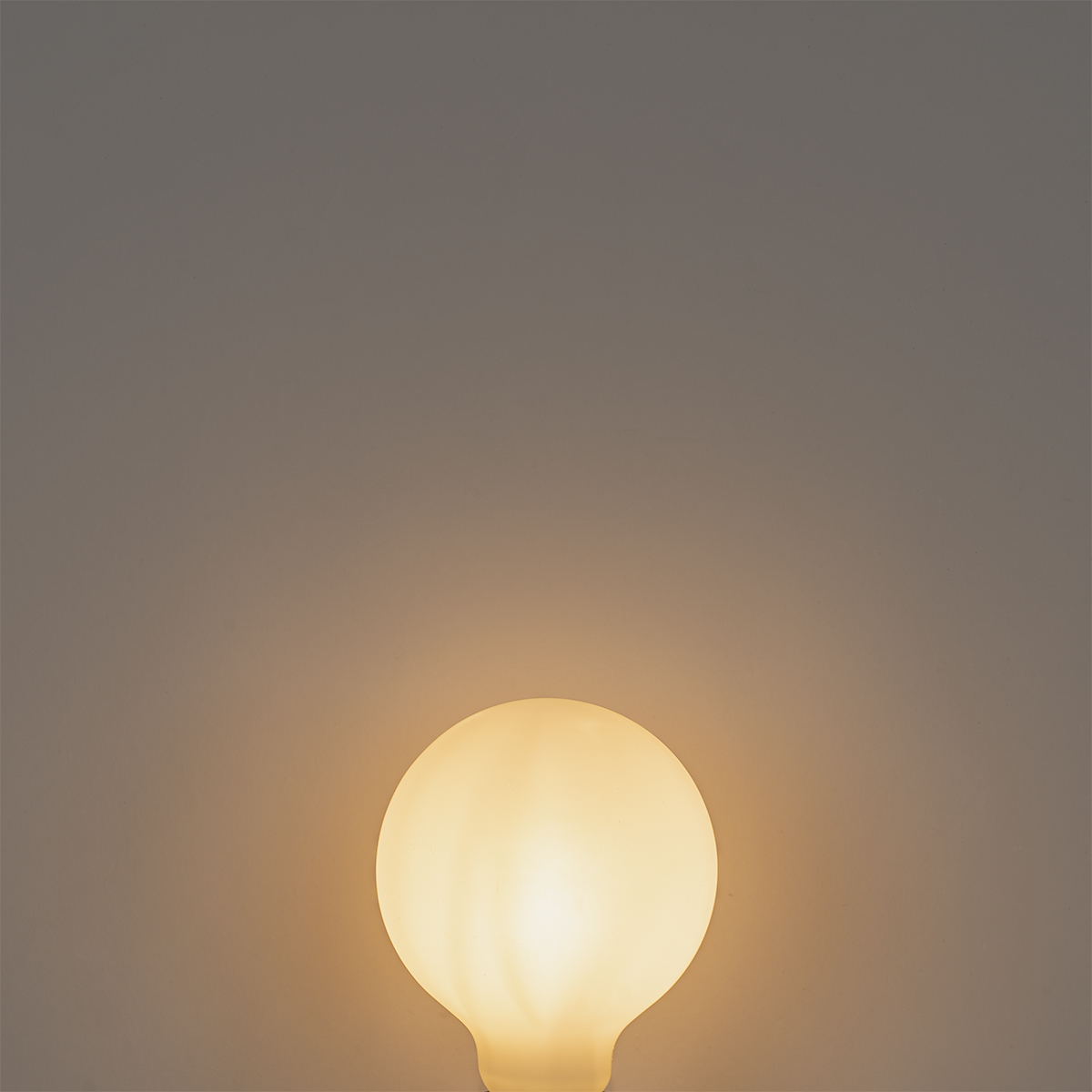 Set of 5 E27 3-Step Dimmable LED Bulb G95 Frosted 5W 550LM 2700K