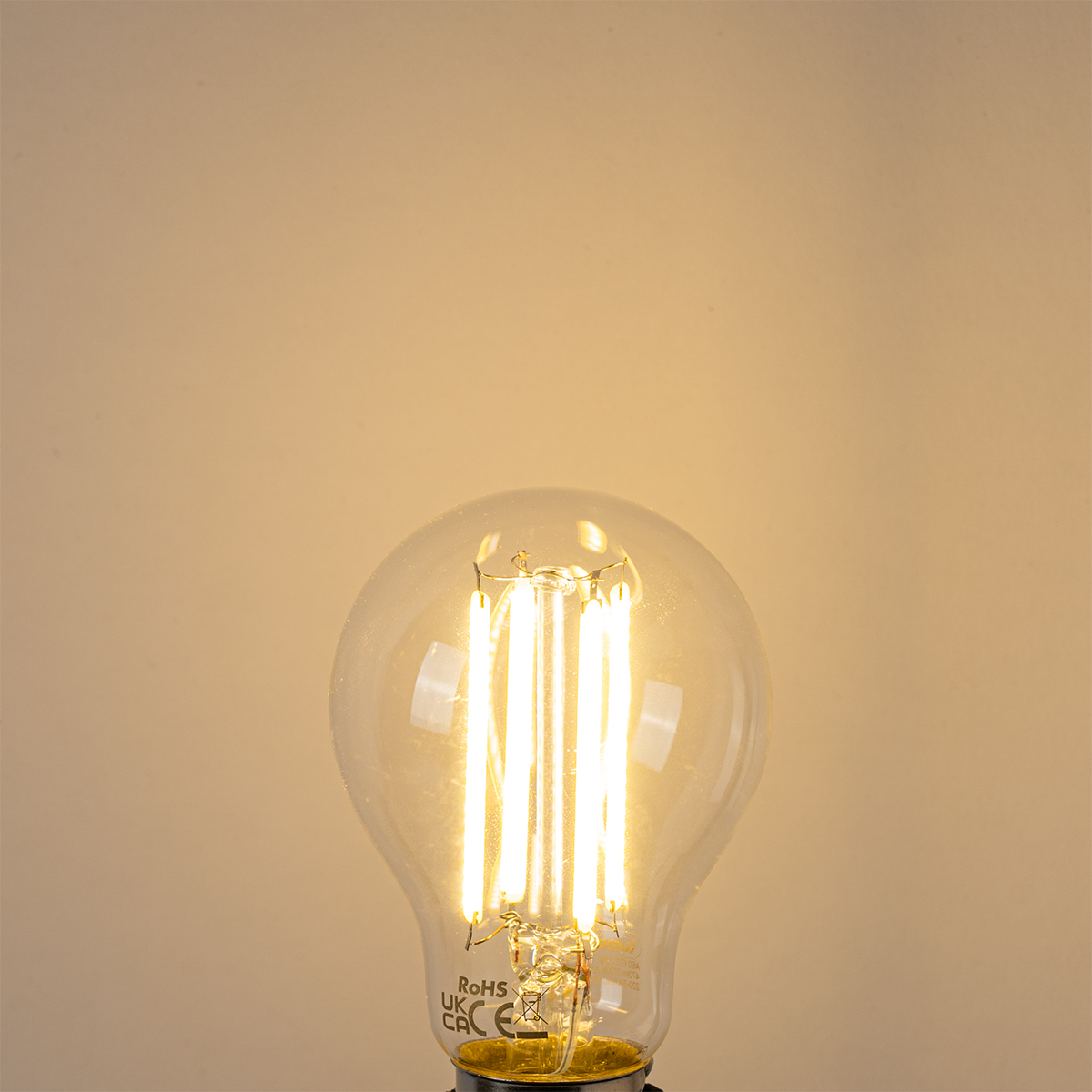 Set of 5 E27 LED Bulbs A60 Clear 2.2W 470lm 2700K