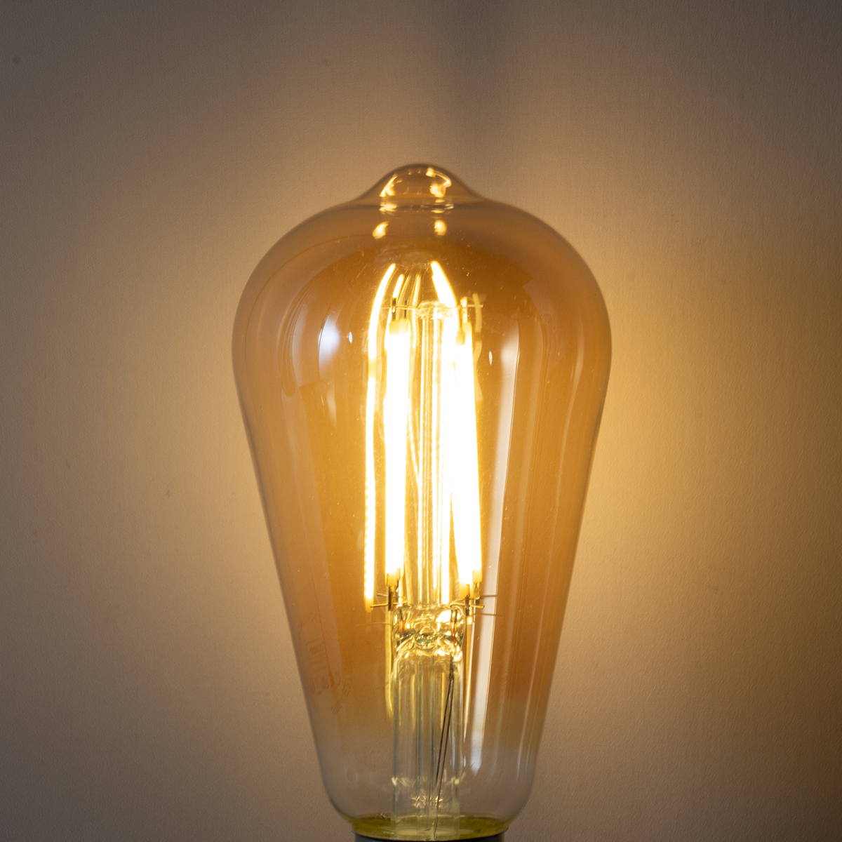 Bombilla LED E27 ST64 Dorada Regulable en 3 Pasos 6W 700 lm 2700K