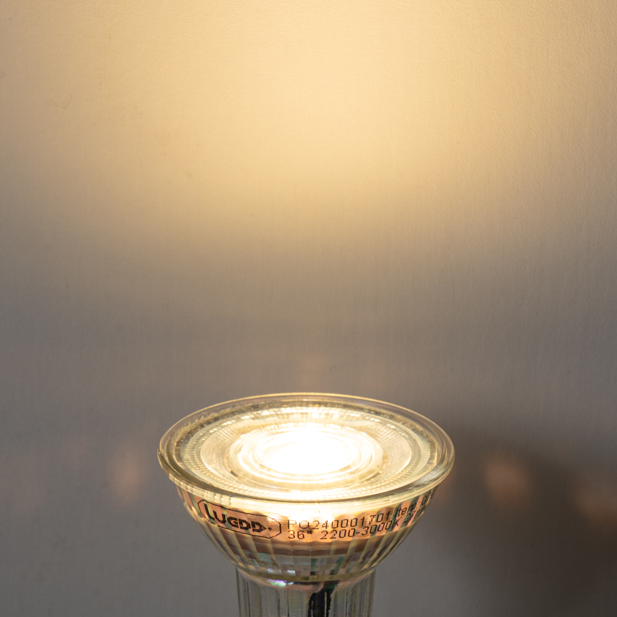 Set of 5 GU10 50mm Dimmable in Kelvin LED Bulbs Clear 4.9W 400 lm 2200-3000K