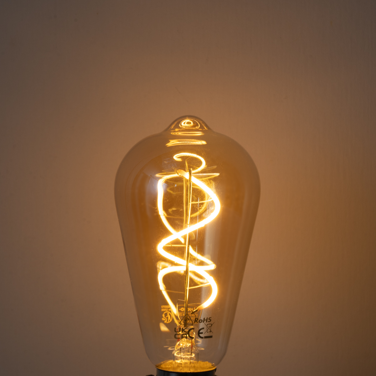 Lampadina Led Titanio Fumé a Filamento E27 A60 4W decorativa Bianco caldo 1800K Aigostar