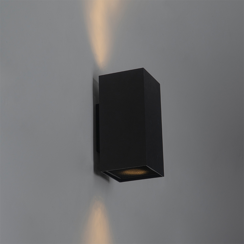 Design vierkante wandlamp zwart - Sab Honey Design vierkante wandlamp zwart - Sab Honey