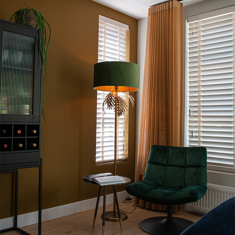 Vintage vloerlamp goud met velours kap groen - Botanica Vintage vloerlamp goud met velours kap groen - Botanica
