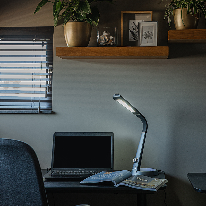 Tafellamp zwart incl. LED RGBV en USB-aansluiting - Manuel Tafellamp zwart incl. LED RGBV en USB-aansluiting - Manuel