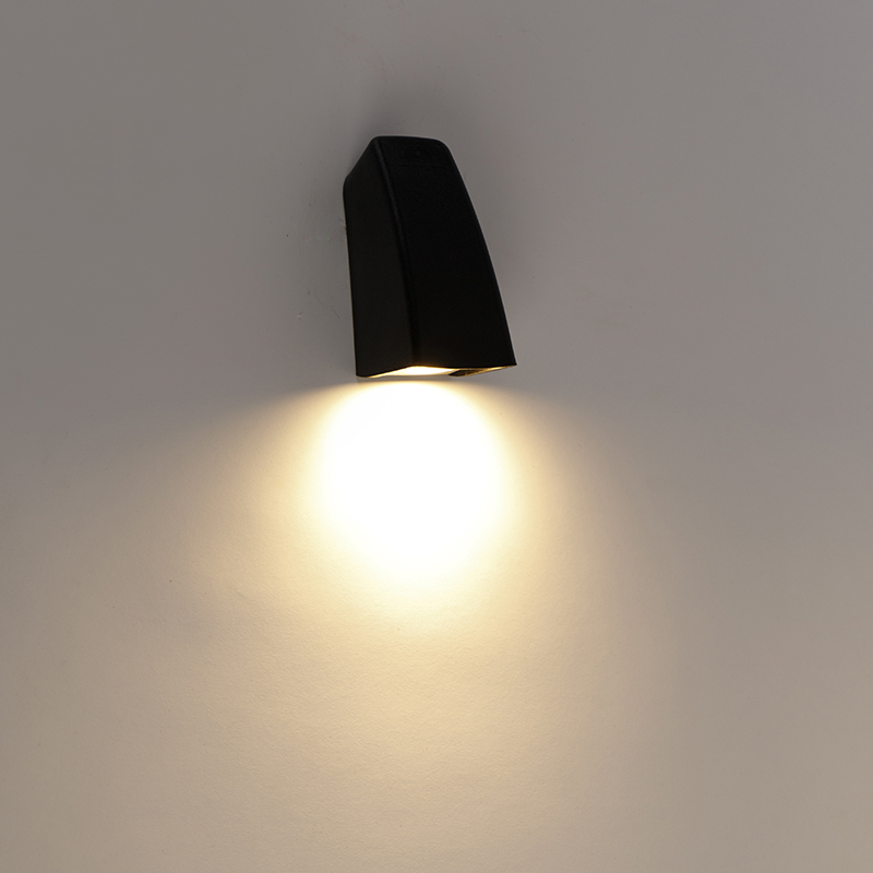 Moderne buiten wandlamp zwart IP67 incl. LED - Mamete Moderne buiten wandlamp zwart IP67 incl. LED - Mamete