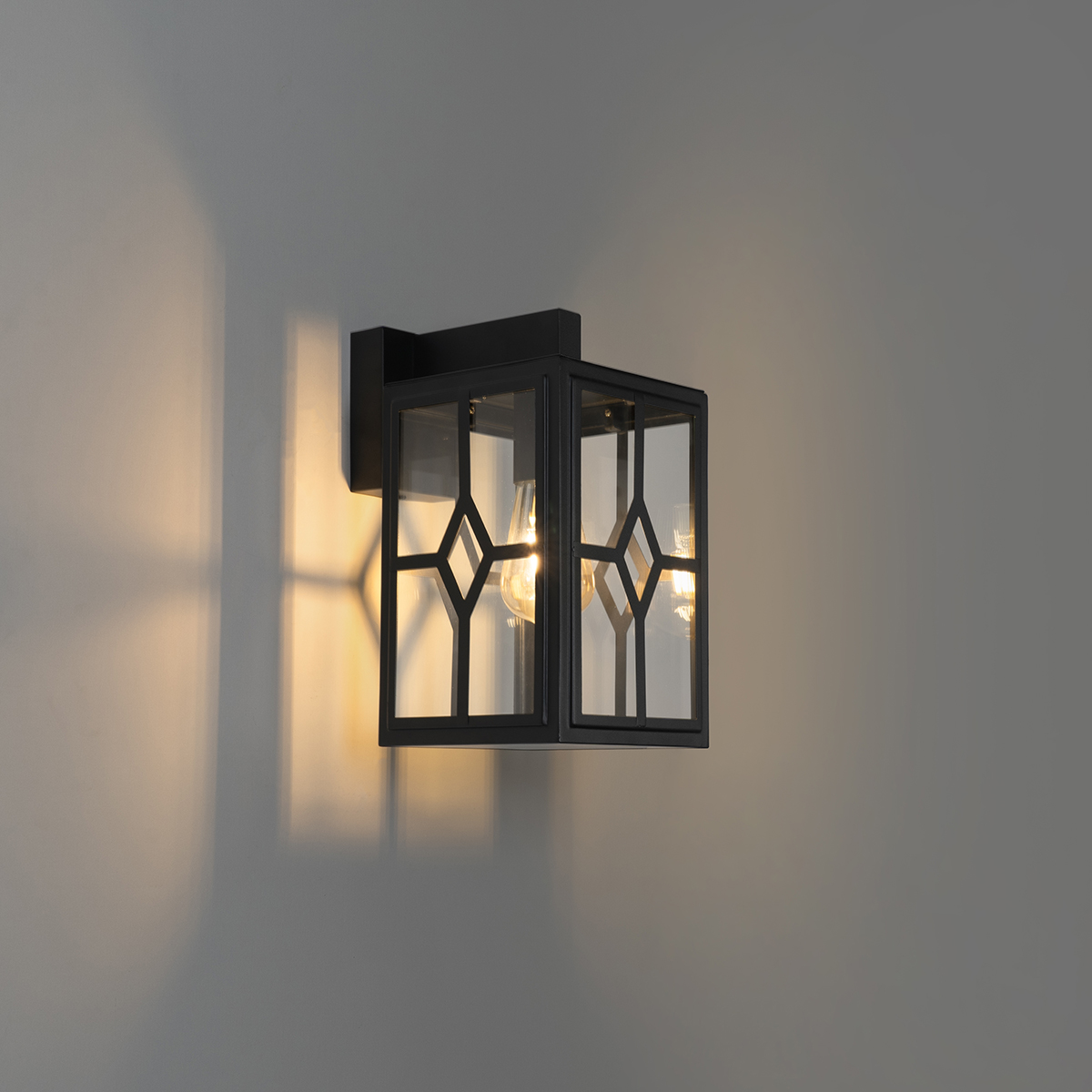 Lampada da parete per esterni classica nera IP44 - Dover