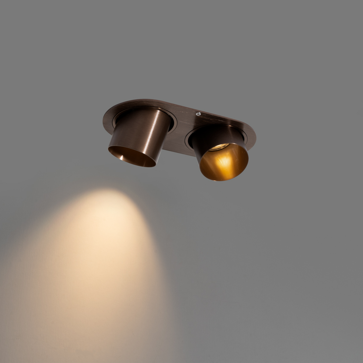 Spot encastré arrondi bronze foncé GU10 50 mm 2 lumières - Installa