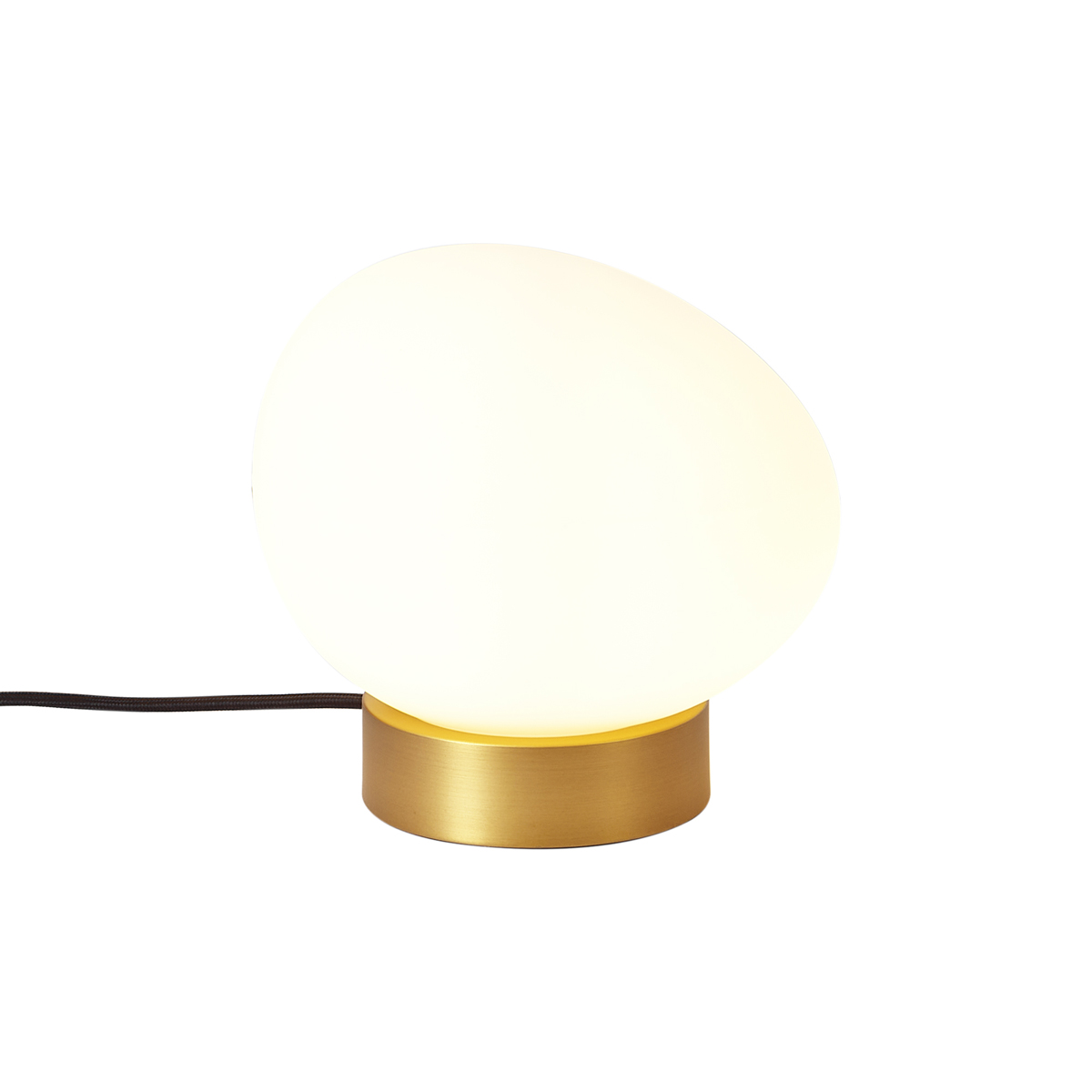 Design asztali lámpa sárgaréz opálüveggel - Sally