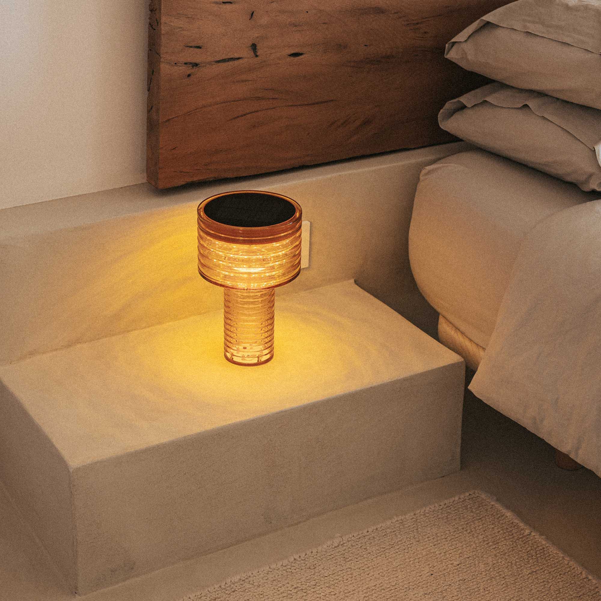 Stolná lampa oranžová plastová vrátane LED solárnej IP44 - Ambar