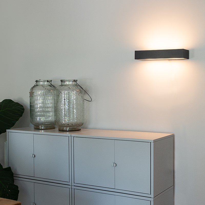 Design langwerpige wandlamp zwart 35 cm - Houx Design langwerpige wandlamp zwart 35 cm - Houx