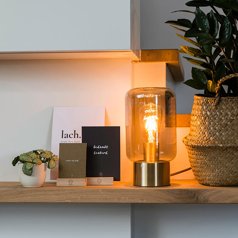 Design messing met smoke glas tafellamp - Bliss Cute Design messing met smoke glas tafellamp - Bliss Cute