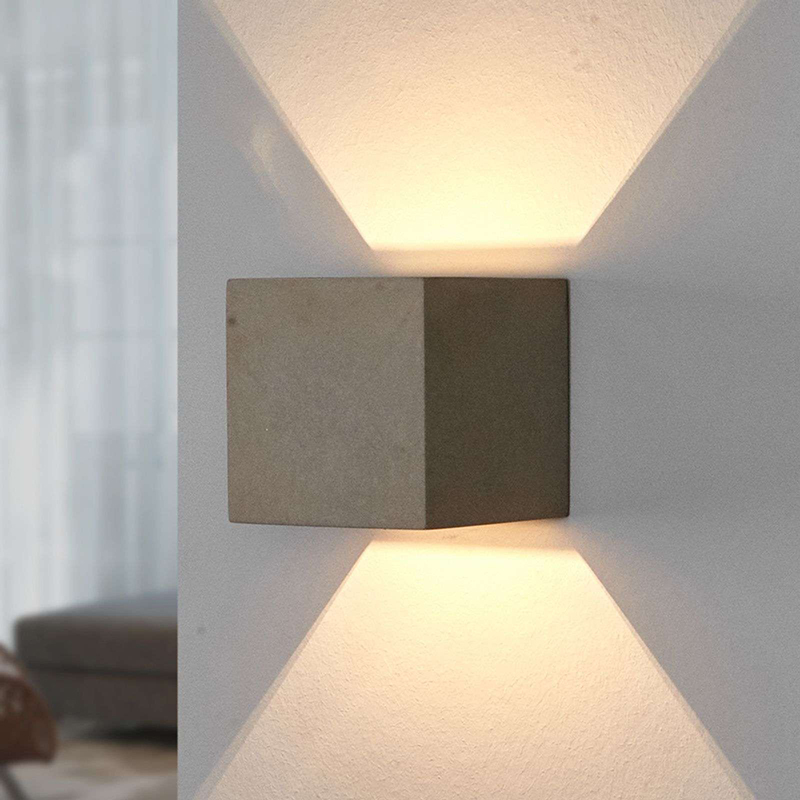 Strakke vierkante wandlamp beton - Jayden